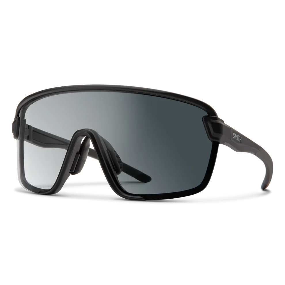 Smith Bobcat Sunglasses (Matte Black/ChromaPop Photochromic Clear To Gray)