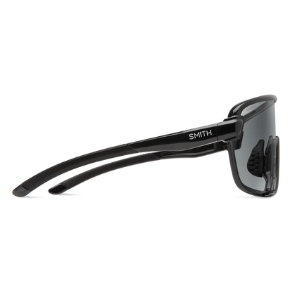Smith Bobcat Sunglasses (Matte Black/ChromaPop Photochromic Clear To Gray)