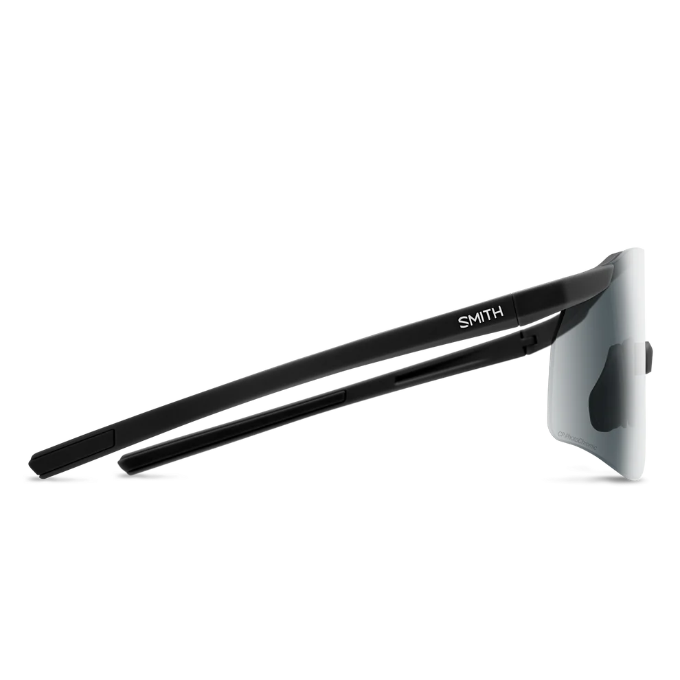 Smith Defy Sunglasses (Matte Black/ChromaPop Photochromic Clear To Gray)